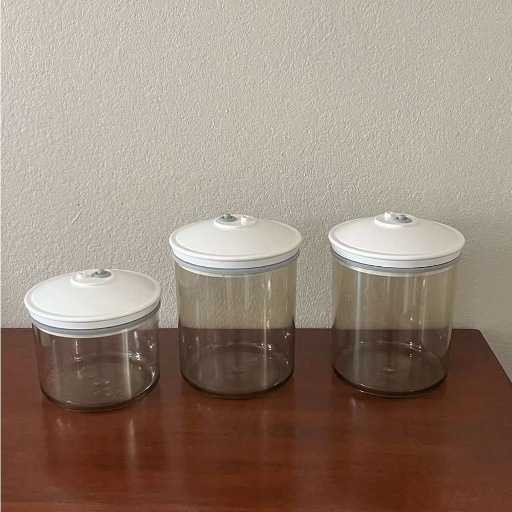 FoodSaver Snail Vacuum Seal Canister Set Lot of 3 Assorted sizes